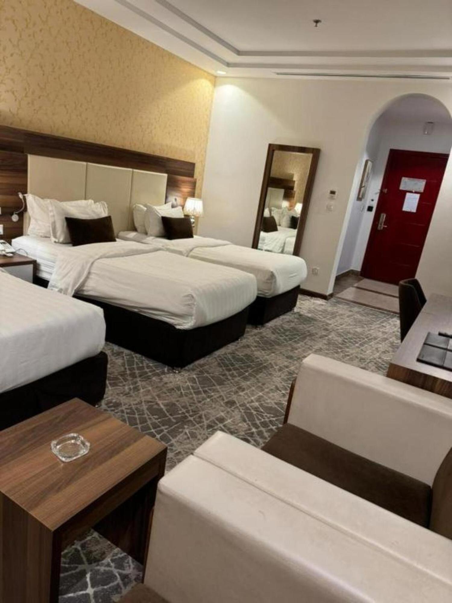 Mirage Hotel Djedda Buitenkant foto
